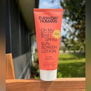 EVERYDAY HUMANS Oh My Bod! SPF50 Sunscreen Lotion